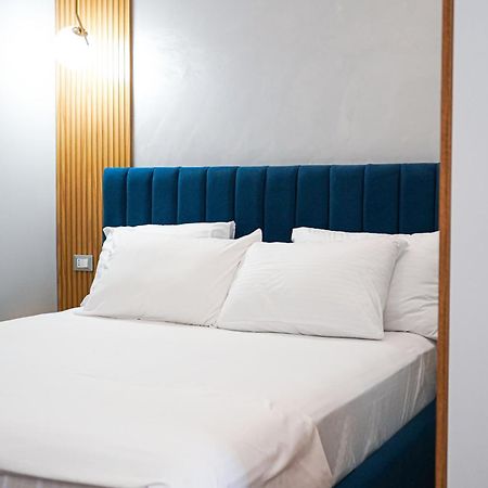 Hotel DelMar Golem  Buitenkant foto